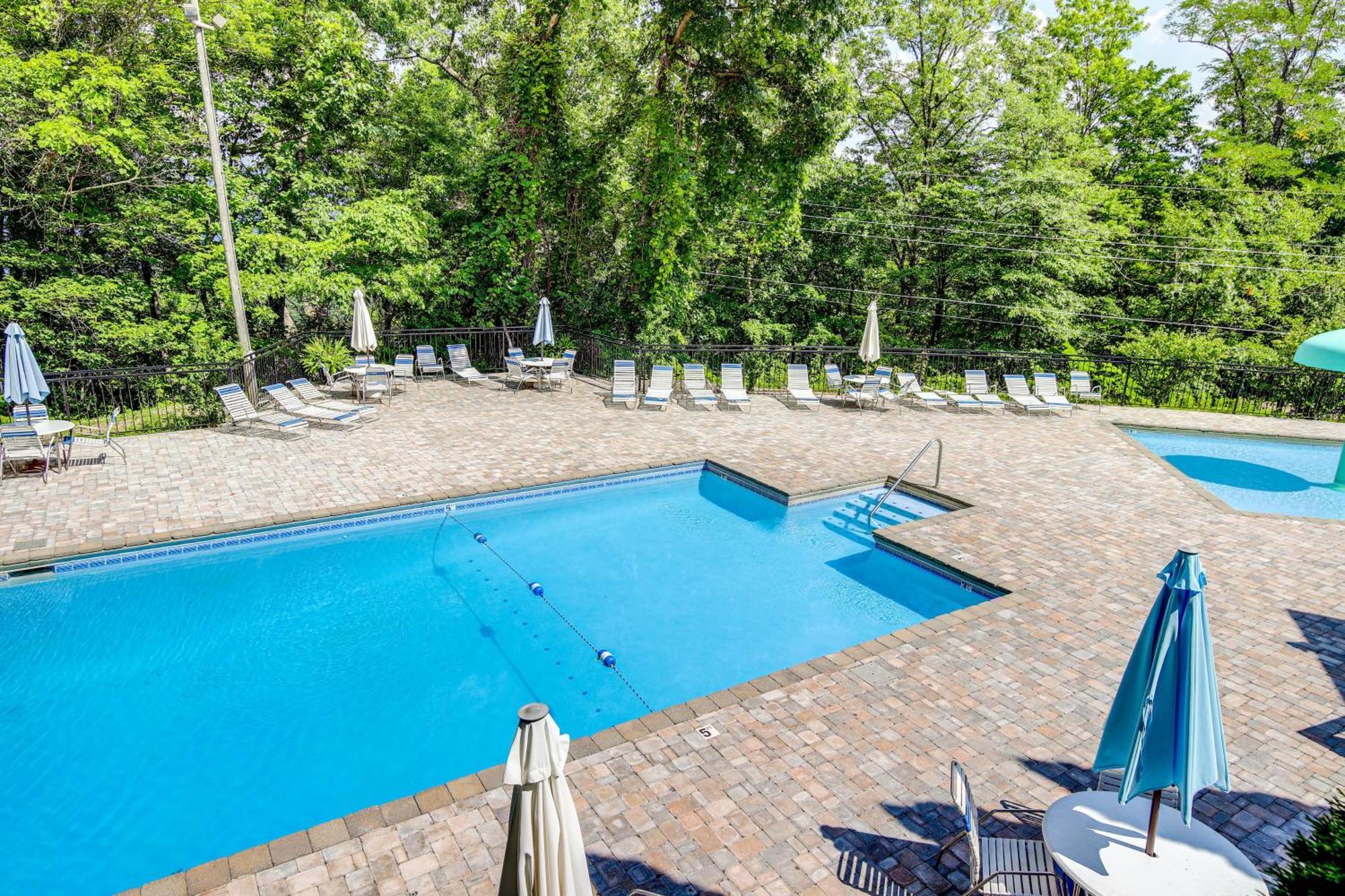 Pet-Friendly Gatlinburg Retreat With Hot Tub! Villa Exterior photo